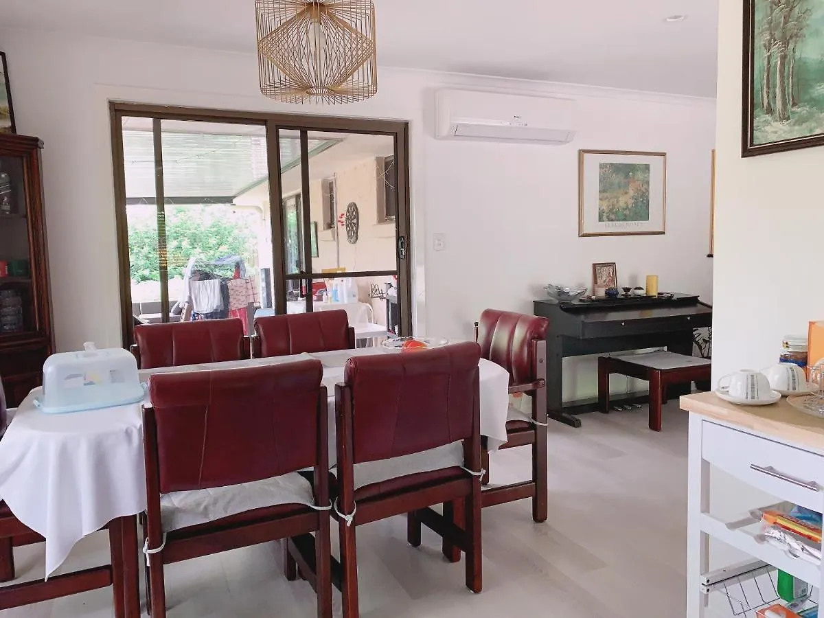 Homestay Home Away From Home- Gold Coast Australia